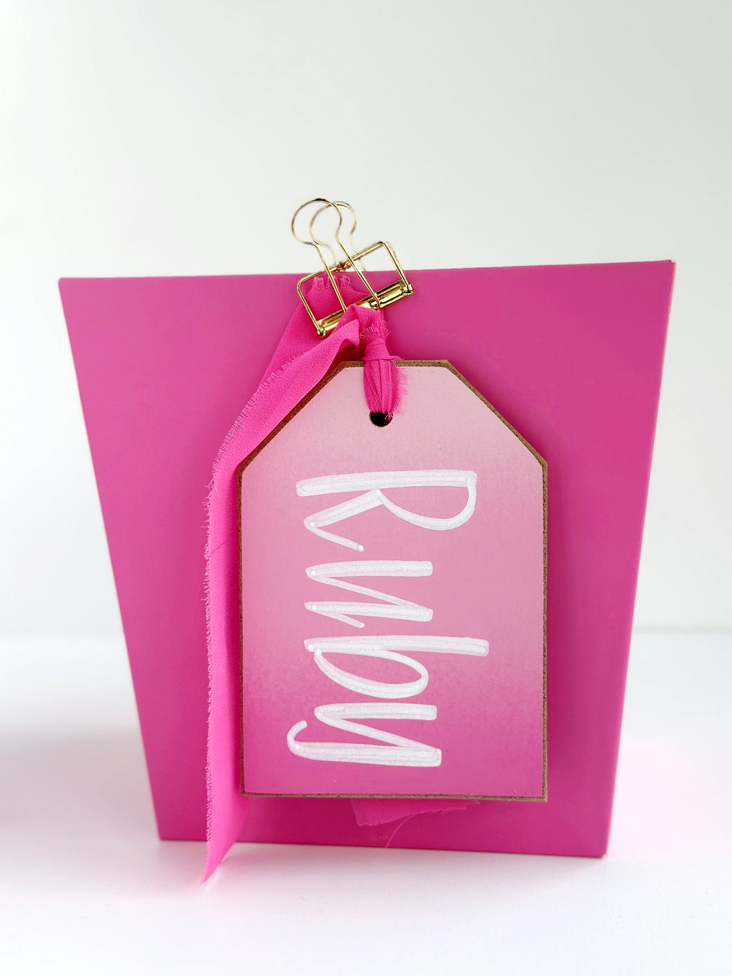Pink Ombré Classic Tag