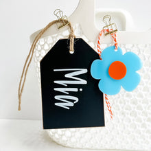 Load image into Gallery viewer, Acrylic, Flower Tag

